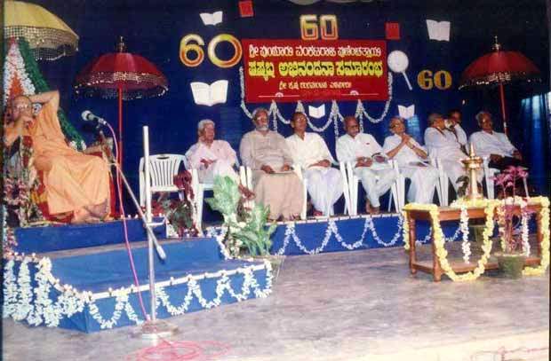 Puninchathaya, on the occassion of his sixtieth birthday celebrations held in Edneer.